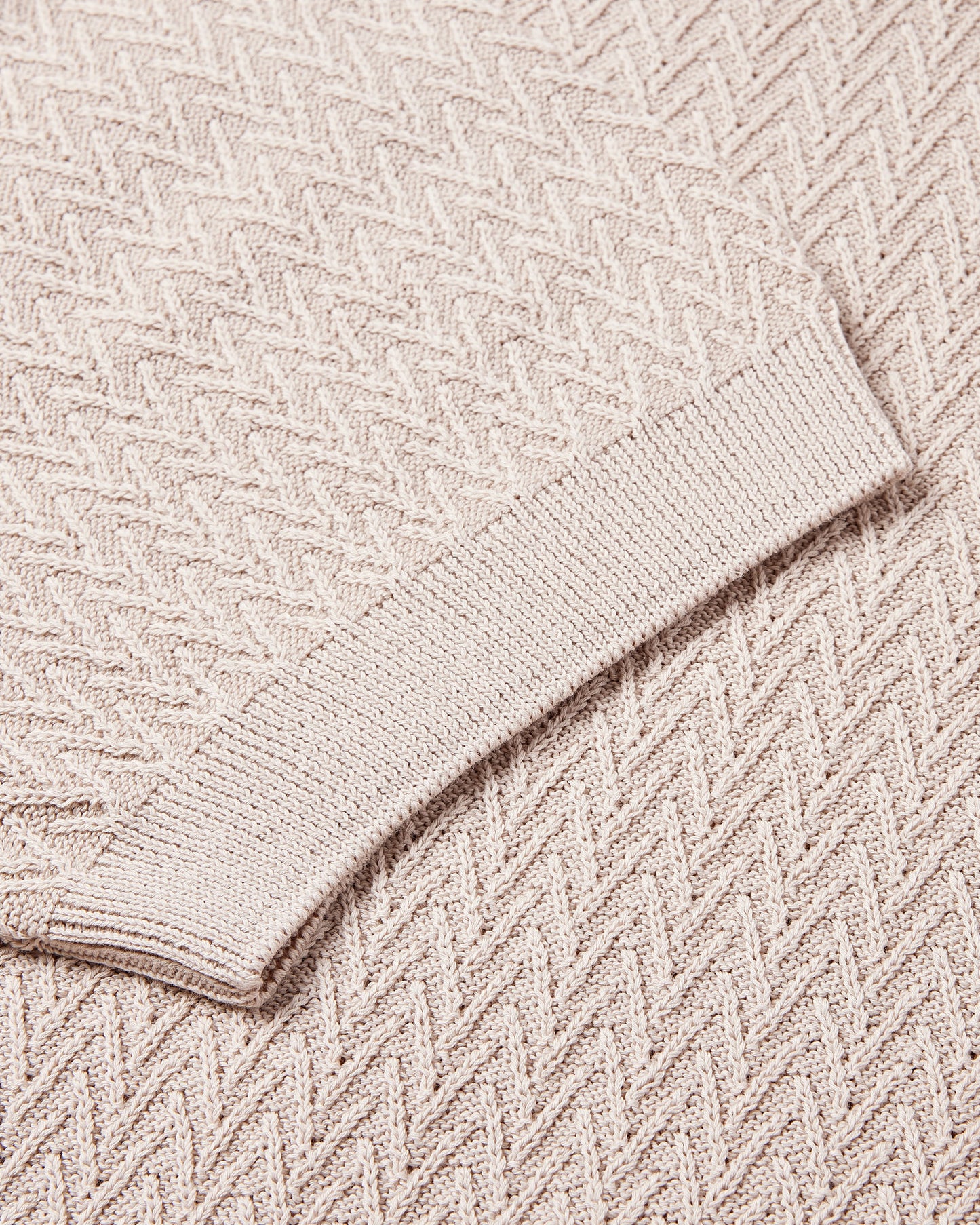 Short Sleeve Crew Neck Textured Knit T-shirt (Beige)