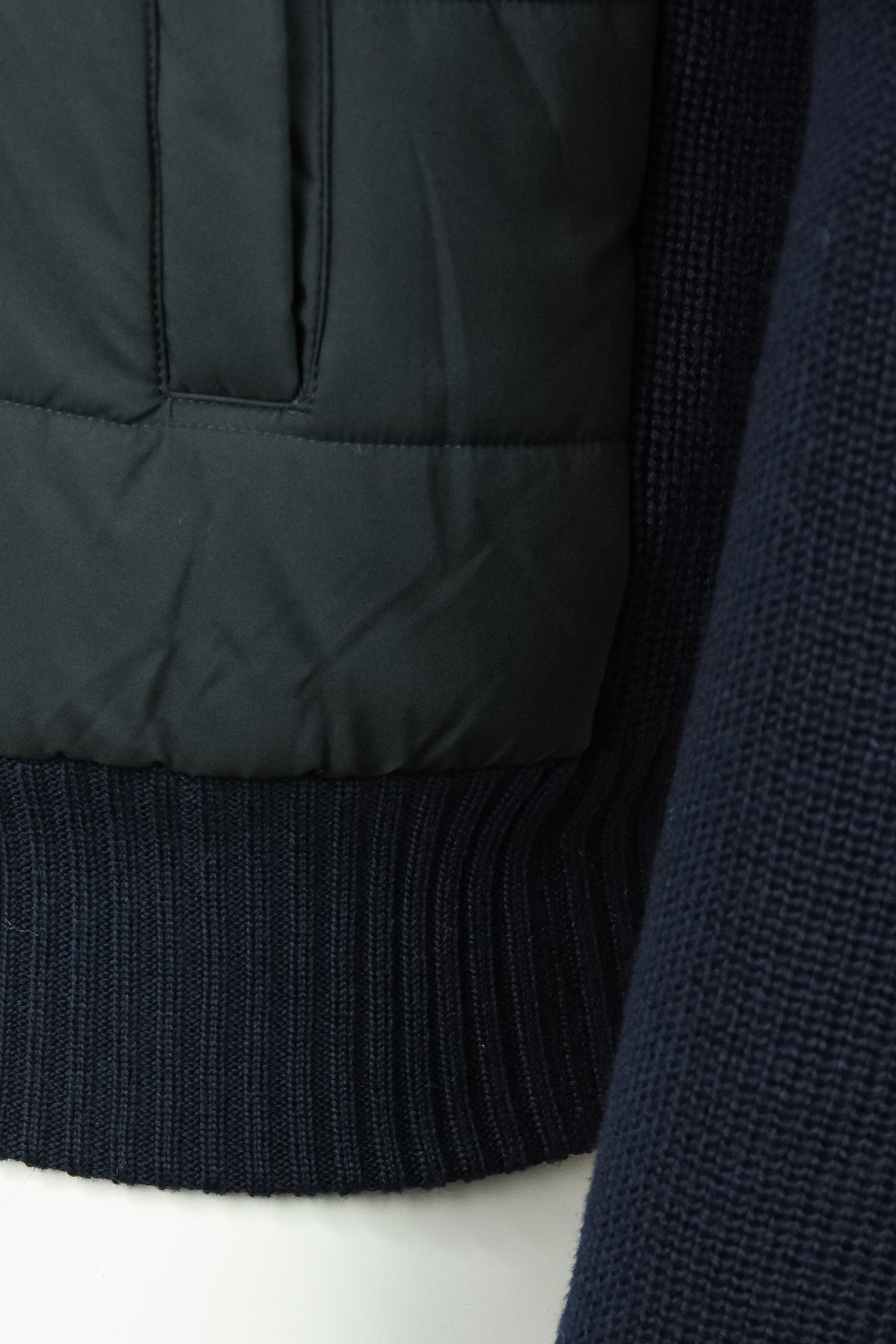 Zattura Knitted & Tech Quilted Hybrid Jacket (Navy)