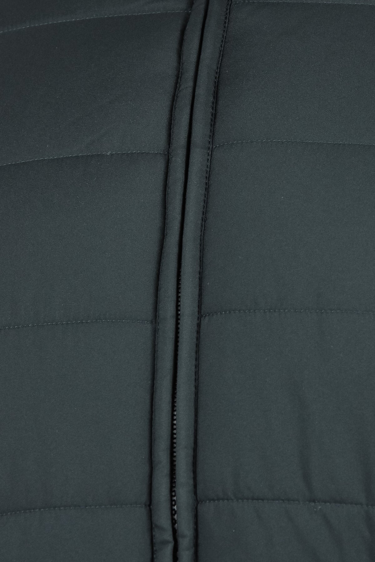 Zattura Knitted & Tech Quilted Hybrid Jacket (Navy)